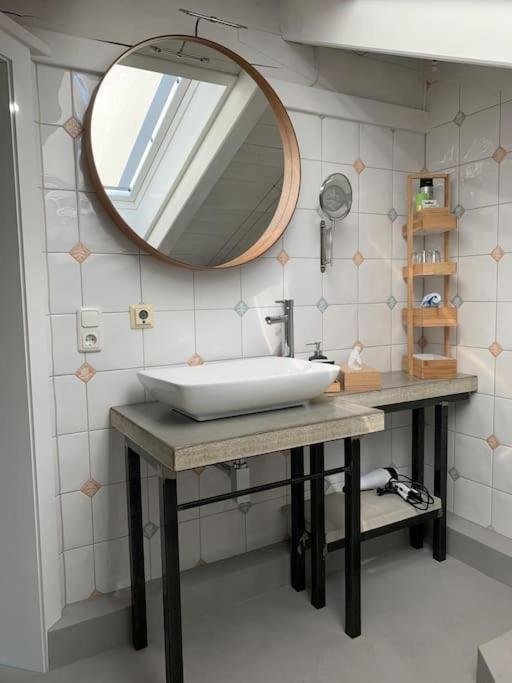 Apartment Chiemgau-loft Zwischen Seenzauber Und Gipfelglueck *